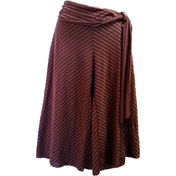 Xhilaration Pants - Culottes from Xhilaration. Purple and gold.